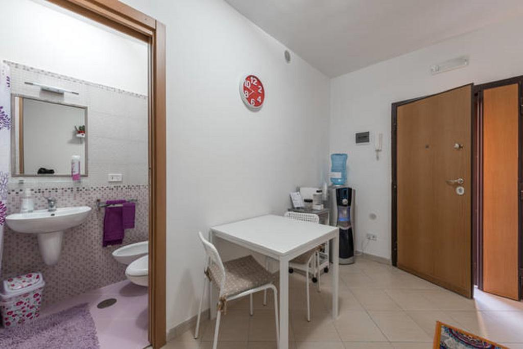 Al Cortile Appartement Bari Buitenkant foto